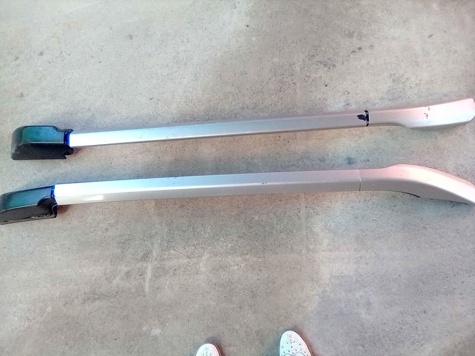 Toyota Cross Roof Racks - Private Seller Toyota Cross Roof Racks - Private Seller