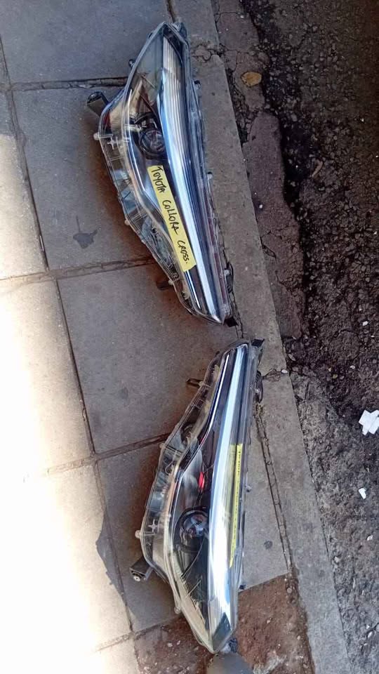 Toyota Corolla Cross headlight - Private Seller Toyota Corolla Cross headlight - Private Seller
