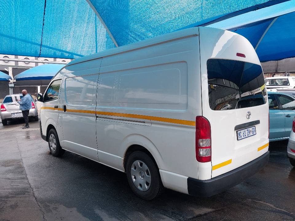 Used Toyota Quantum 2.5D-4D S-Long panel van - Private Seller