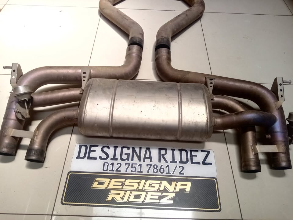 BMW E71 X6M / BMW E70 X5M EXHAUST SX AKRAPOVIC - Private Seller BMW E71 X6M / BMW E70 X5M EXHAUST SX AKRAPOVIC - Private Seller