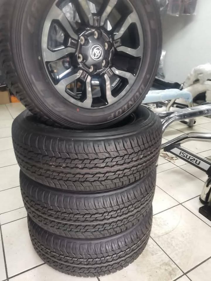 GD6 Toyota hilux 18inch mag rims and tyres brand new ones - Private Seller GD6 Toyota hilux 18inch mag rims and tyres brand new ones - Private Seller
