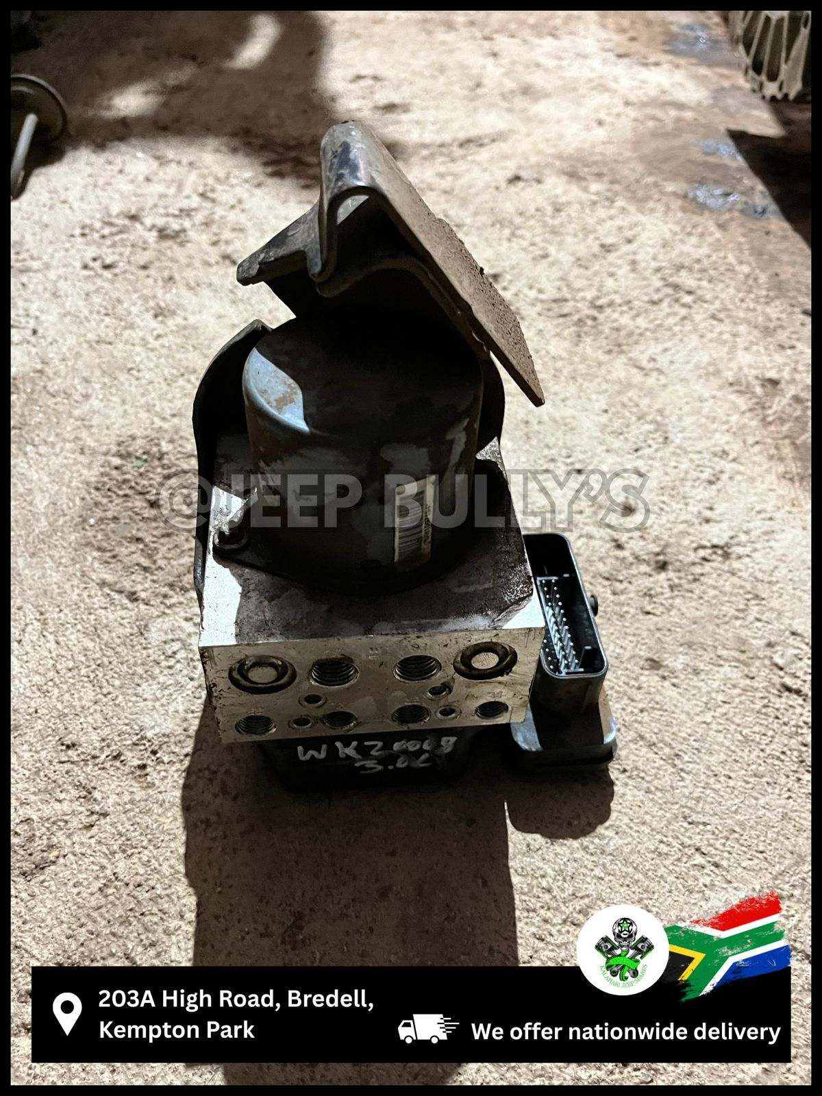 Preloved 3.0 Jeep Grand Cherokee Wk2 Abs Pumps In Store At Jeep Bully's - Private Seller