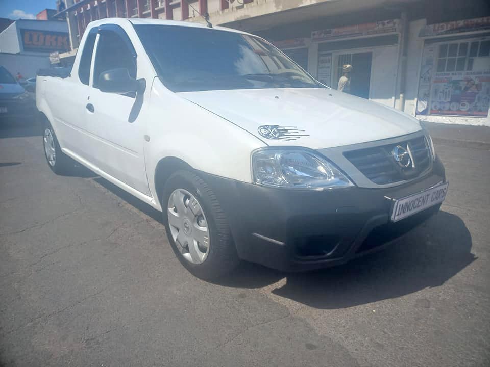 2021 NISSAN NP200 1.6 PETROL ENGINE BAKKIE, MANUAL, WHITE IN COLOR, 18000KM