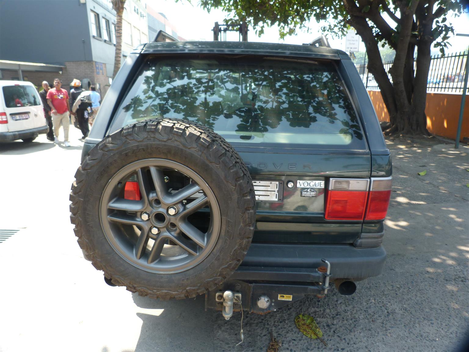 Land Rover Range Rover 4.6 Vogue AT - 2000 STRIPPING FOR SPARES - Private Seller Land Rover Range Rover 4.6 Vogue AT - 2000 STRIPPING FOR SPARES - Private Seller