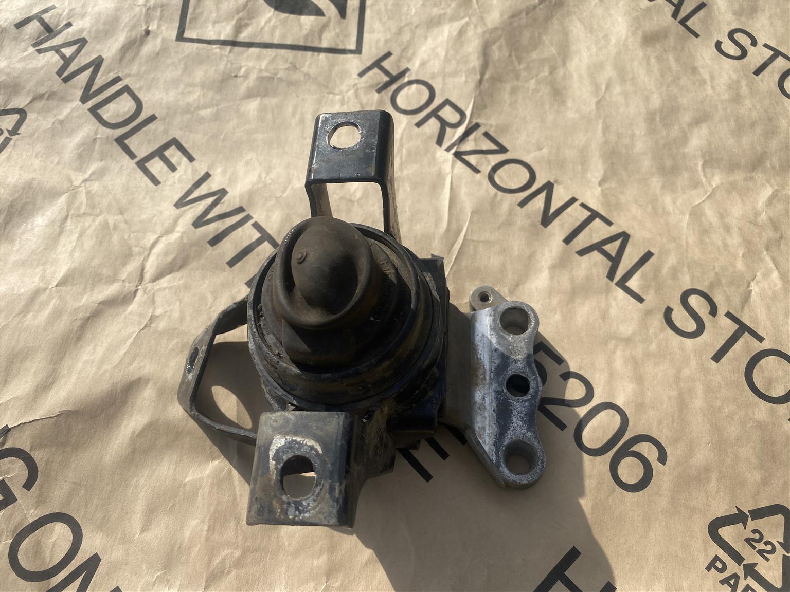 2024 SUZUKI SWIFT ENGINE MOUNTING RIGHT SIDE FOR SALE. IN PRISTINE CONDITION - Private Seller 2024 SUZUKI SWIFT ENGINE MOUNTING RIGHT SIDE FOR SALE. IN PRISTINE CONDITION - Private Seller