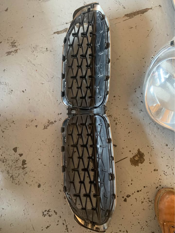 BMW G20 diamond grill