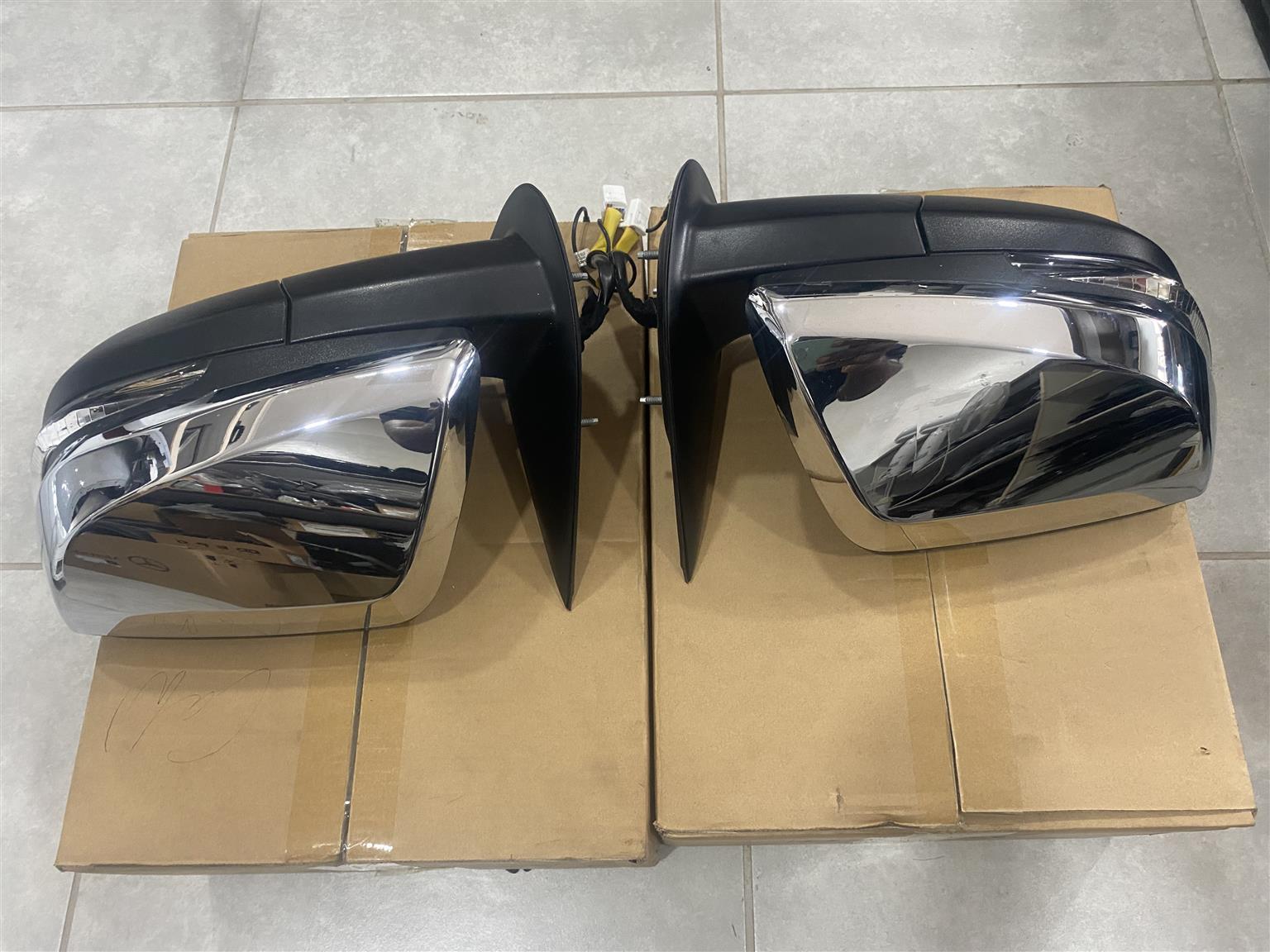 2026 JAC T9 ELECTRONIC AUTO-FOLD DOOR MIRRORS/CAMERA FOR SALE. BRAND NEW - Private Seller 2026 JAC T9 ELECTRONIC AUTO-FOLD DOOR MIRRORS/CAMERA FOR SALE. BRAND NEW - Private Seller