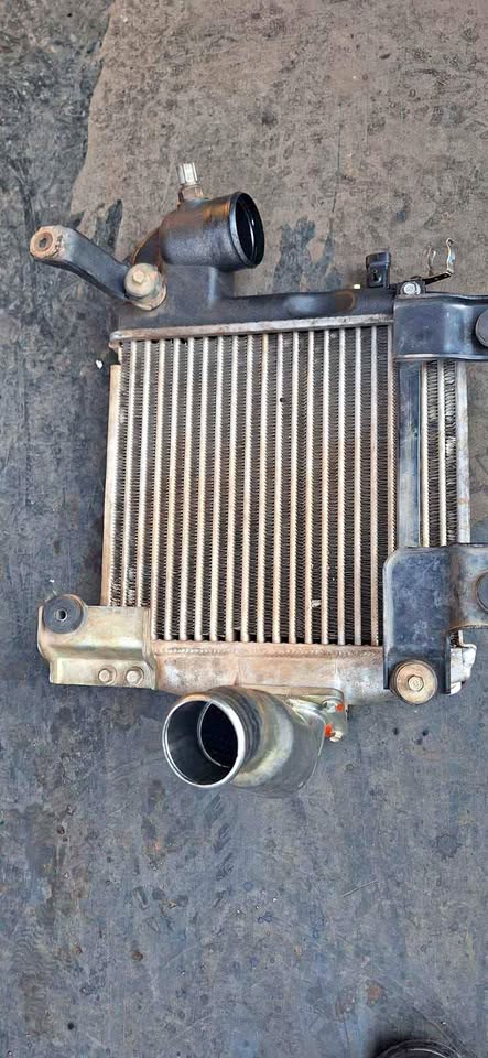 2015 Toyota Hilux D4D 4x4 intercooler for sale @ circle 7 used parts - Private Seller