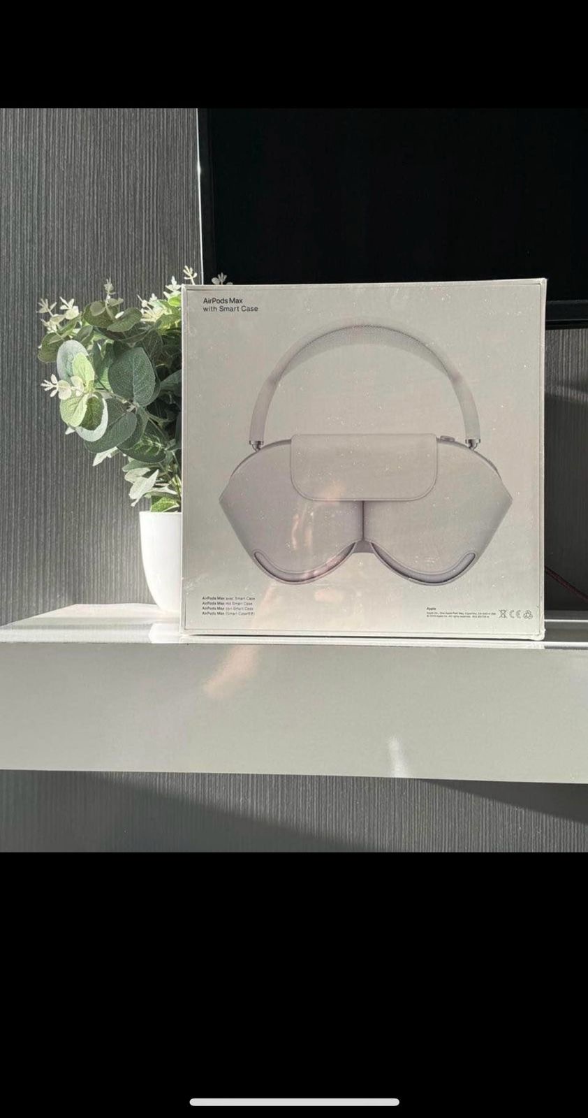 Brand new Apple Airpods max
