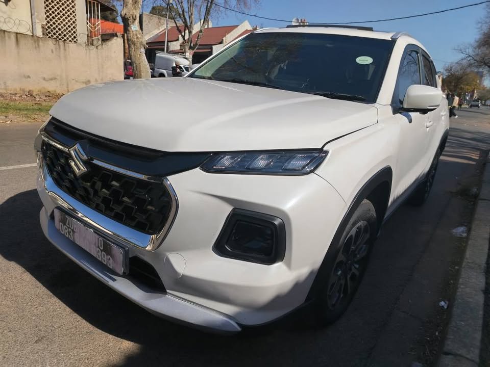 Suzuki Grand vitara 1.5 2024