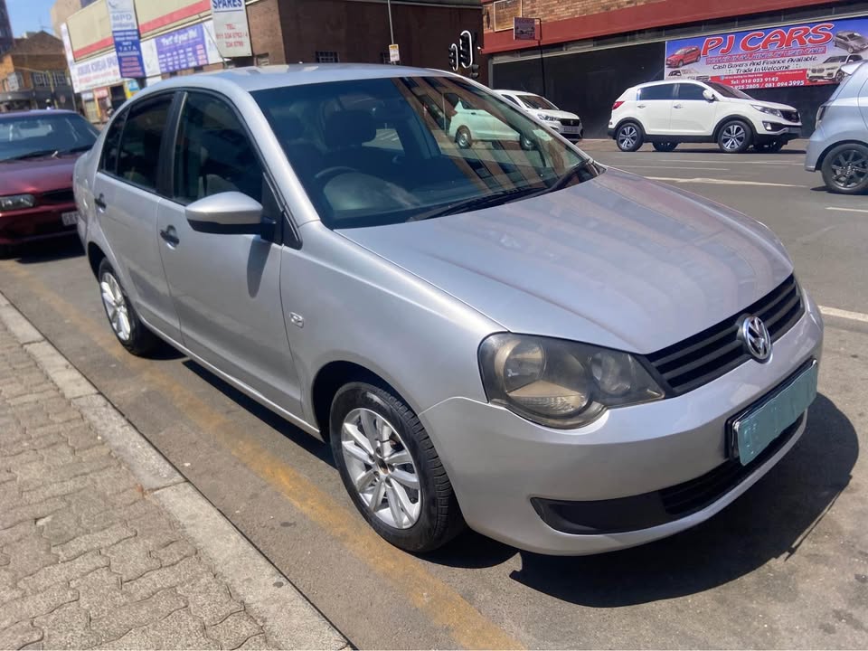 2014 VW Polo Vivo Sedan 85.000km