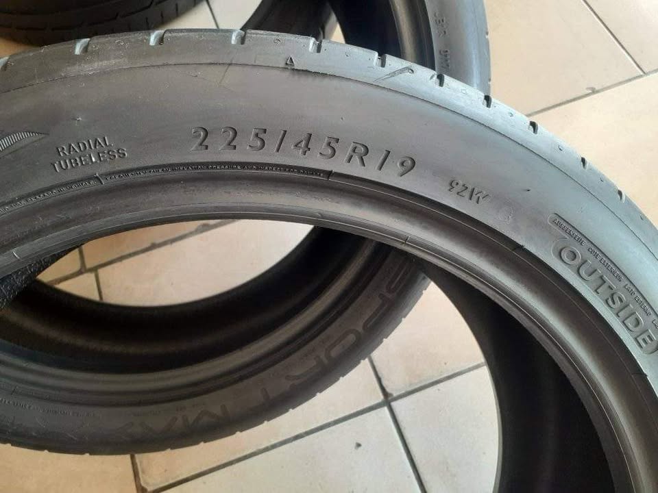225/45/19 ×4 Dunlop Tyres for Sale. Contact - Private Seller