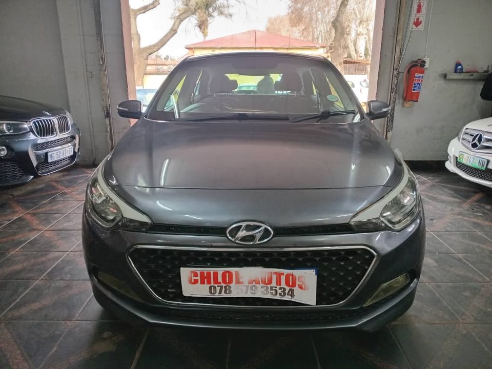 2017 HYUNDAI I20 1.4 MAUNAL  GREY 85000KM SPARKEY