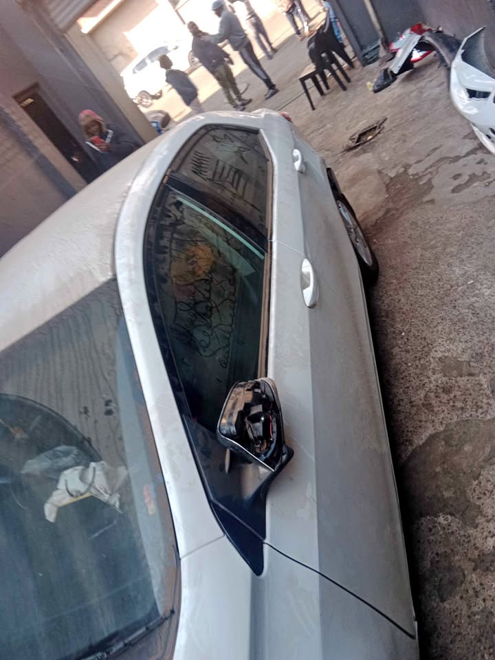 Toyota Corolla prestige stripping - Private Seller Toyota Corolla prestige stripping - Private Seller