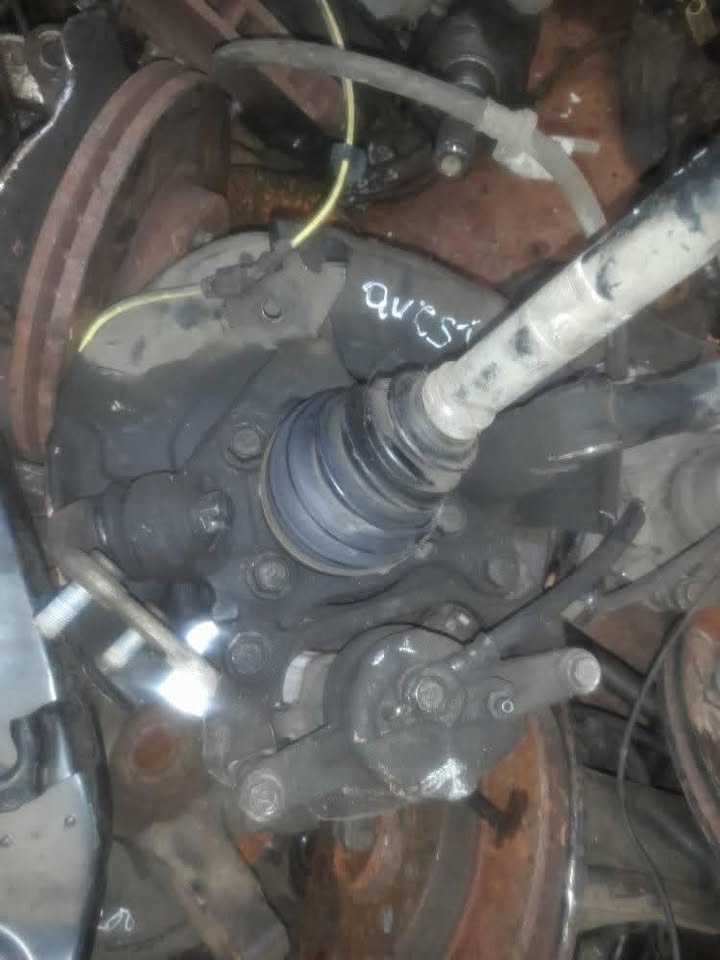 TOYOTA COROLLA QUEST HUB & DRIVE SHAFT - Private Seller TOYOTA COROLLA QUEST HUB & DRIVE SHAFT - Private Seller