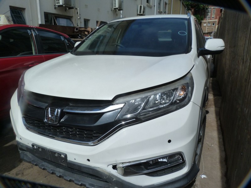 Honda CR-V 2.0 Comfort Manual White - 2015 STRIPPING FOR SPARES - Private Seller