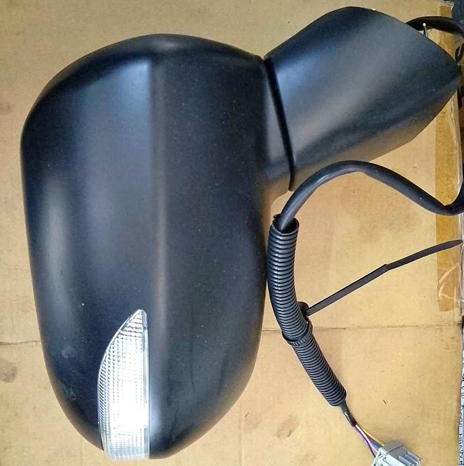 Honda jazz Mk1 06- electric+auto folding+indicator RHS door mirror - Private Seller Honda jazz Mk1 06- electric+auto folding+indicator RHS door mirror - Private Seller