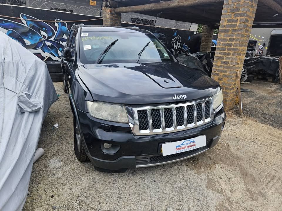 2012 JEEP GRAND CHEROKEE V6 DIESEL STRIPPING AS SPARES - Private Seller
