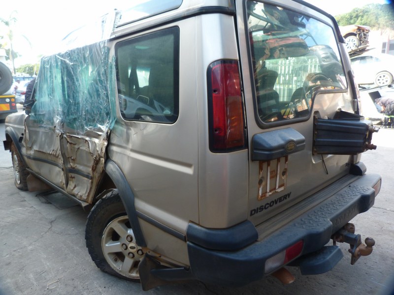 Land Rover Discovery ES TD5 AT Gold - 2002 STRIPPING FOR SPARES - Private Seller Land Rover Discovery ES TD5 AT Gold - 2002 STRIPPING FOR SPARES - Private Seller