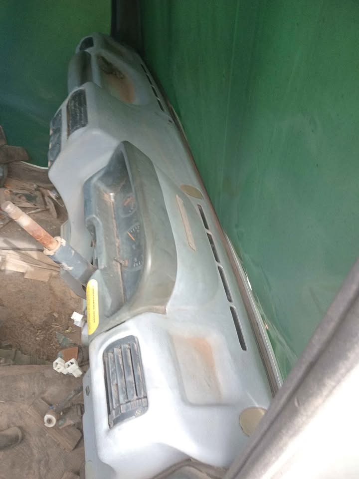 2017 Mahindra bolero 2.5 dashboard still in good condition for sale - Private Seller 2017 Mahindra bolero 2.5 dashboard still in good condition for sale - Private Seller