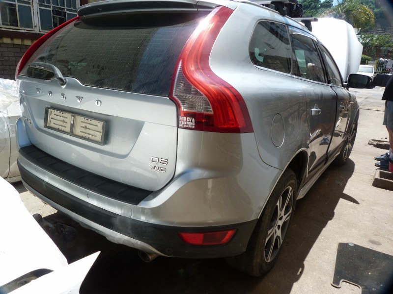Volvo XC60 D5 Geartronic Elite AWD AT Silver - 2012 STRIPPING FOR SPARES - Private Seller Volvo XC60 D5 Geartronic Elite AWD AT Silver - 2012 STRIPPING FOR SPARES - Private Seller