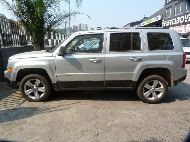 Jeep Patriot 2.4 Limited CVT AT - 2011 STRIPPING FOR SPARES - Private Seller Jeep Patriot 2.4 Limited CVT AT - 2011 STRIPPING FOR SPARES - Private Seller