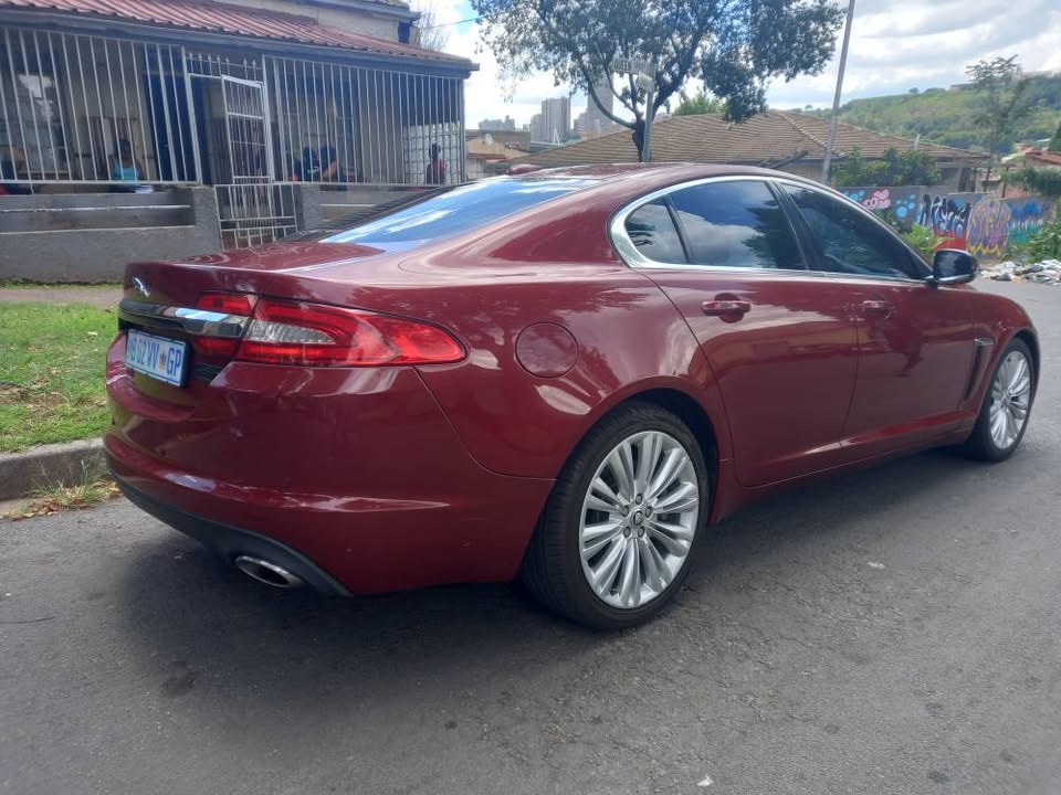 2012 Jaguar XF 2.0 Petrol, Automatic, Sunroof, Leather Seat. 130k. Call Innocent Reverse
