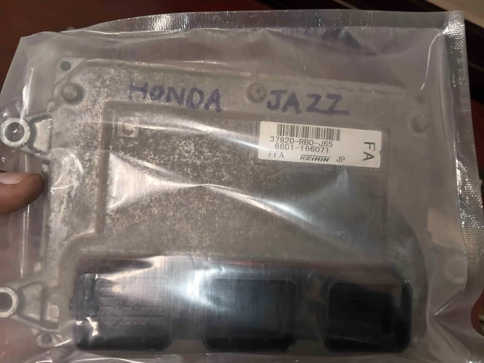 Honda Jazz Computer box Available - Private Seller Honda Jazz Computer box Available - Private Seller