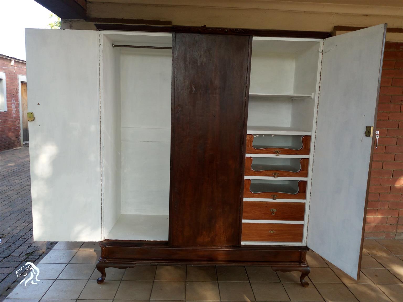 Antique Queens Anne Triple Door Wardrobe for sale - BARGAIN PRICE for sale.