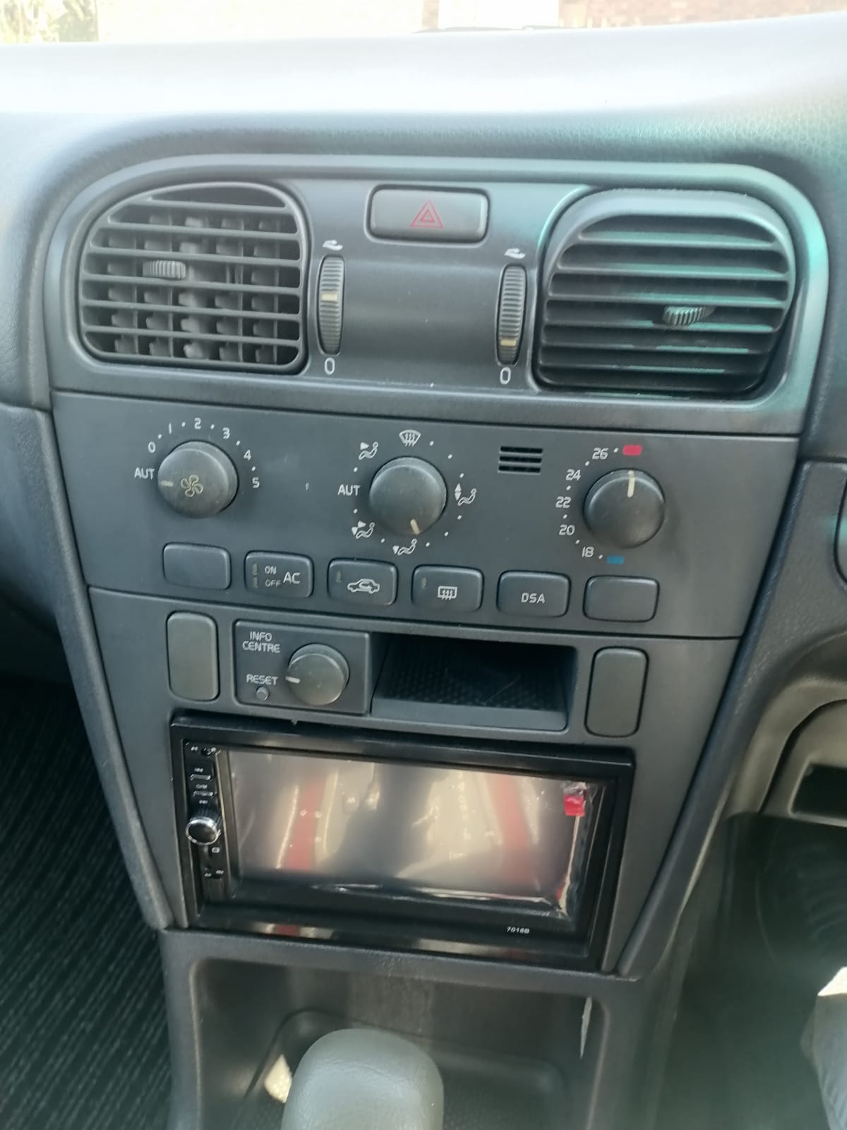 Used 2001 Volvo V40 T4 Excel auto - Private Seller Used 2001 Volvo V40 T4 Excel auto - Private Seller