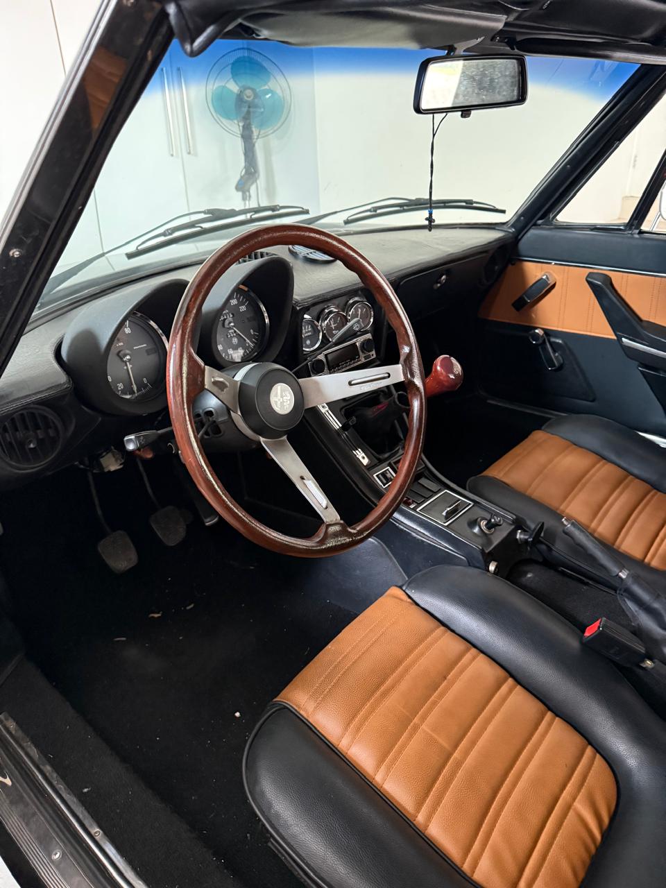Alfa Romeo Spider LHD