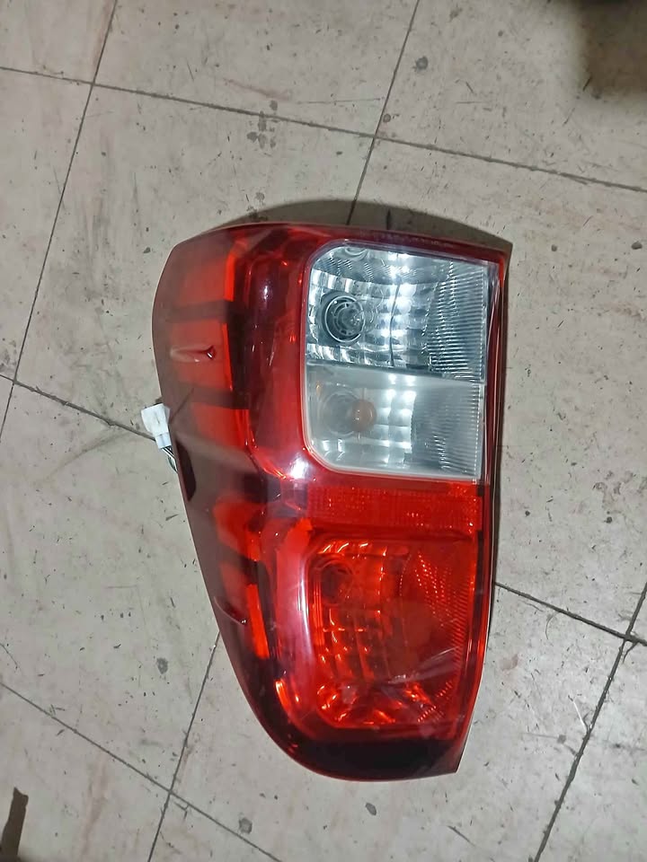 Toyota hilux gd6 taillight - Private Seller Toyota hilux gd6 taillight - Private Seller