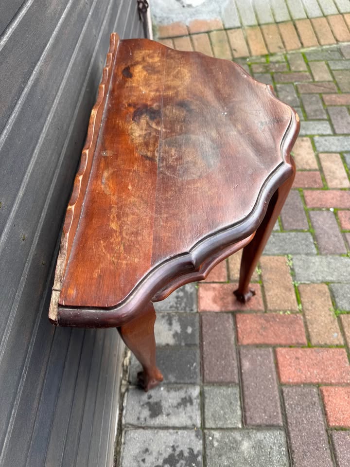 Antique small ball and claw table