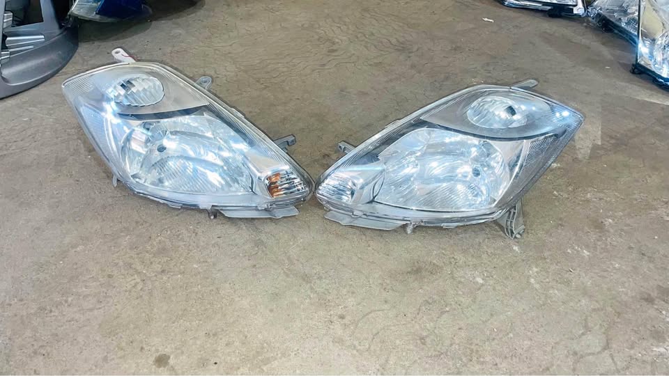 Daihatsu Sirion Headlights - Private Seller Daihatsu Sirion Headlights - Private Seller