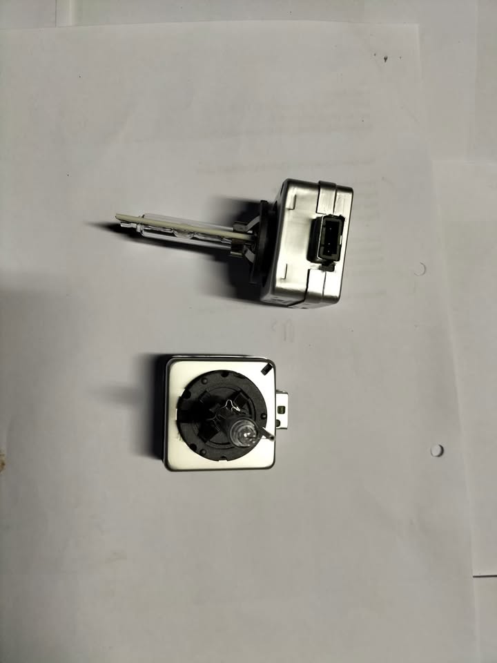 Audi B8 NEW Xenon globes for sale - Private Seller