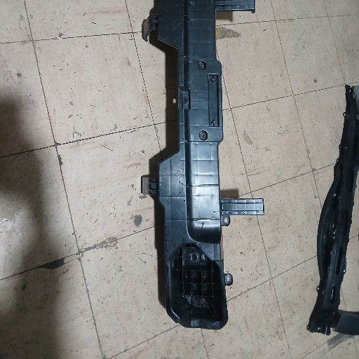 kia seltos back stiffener - Private Seller kia seltos back stiffener - Private Seller
