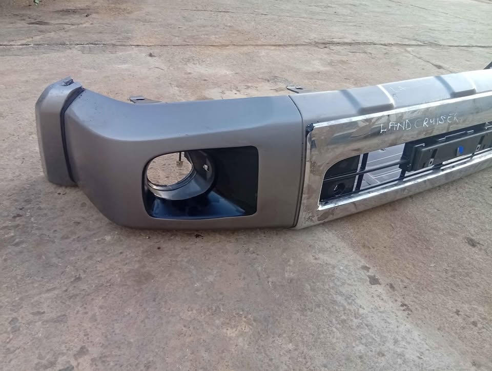 Toyota land cruiser  front bumper