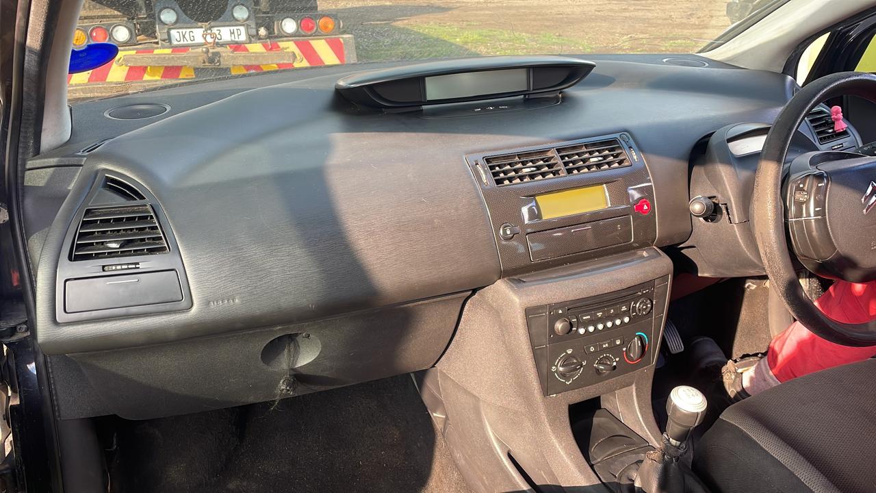 Citroën C4 stripping for parts - Private Seller