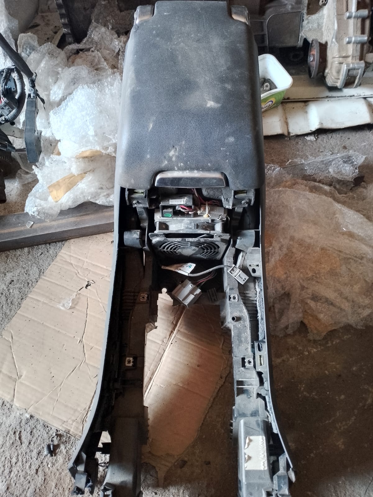 Land rover discovery 4 parts - Private Seller Land rover discovery 4 parts - Private Seller