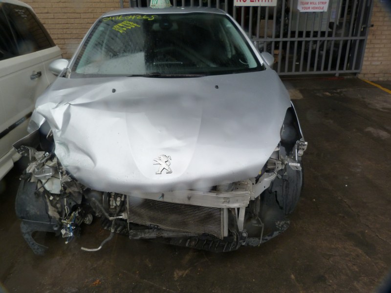 2014 Peugeot 208 1.6 VVT Allure AT SPARES - Private Seller 2014 Peugeot 208 1.6 VVT Allure AT SPARES - Private Seller