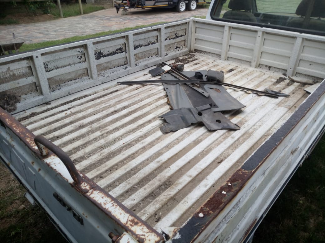 Tata Telcoline drop side load bin - - Private Seller