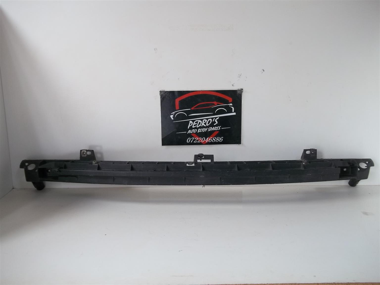 Peugeot 206 front bumper stiffener - Private Seller Peugeot 206 front bumper stiffener - Private Seller