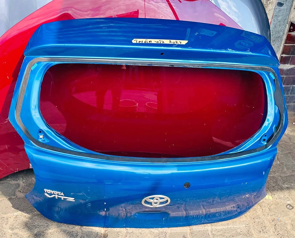 Toyota Vitz tailgate - Private Seller Toyota Vitz tailgate - Private Seller