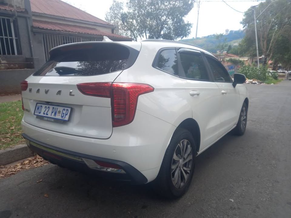 2022 Haval Jolion Engine Capacity 1.5 Petrol PREMIUM Automatic White Color Mileage 45000kms