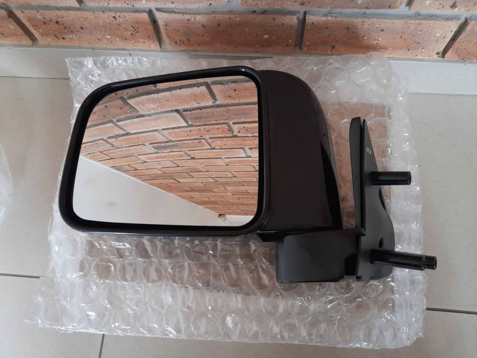 NISSAN HARDBODY NP300 06/22 BRAND NEW DOOR MIRROR MANUAL ADJUSTMENT BLACK TYPE FOR SALE