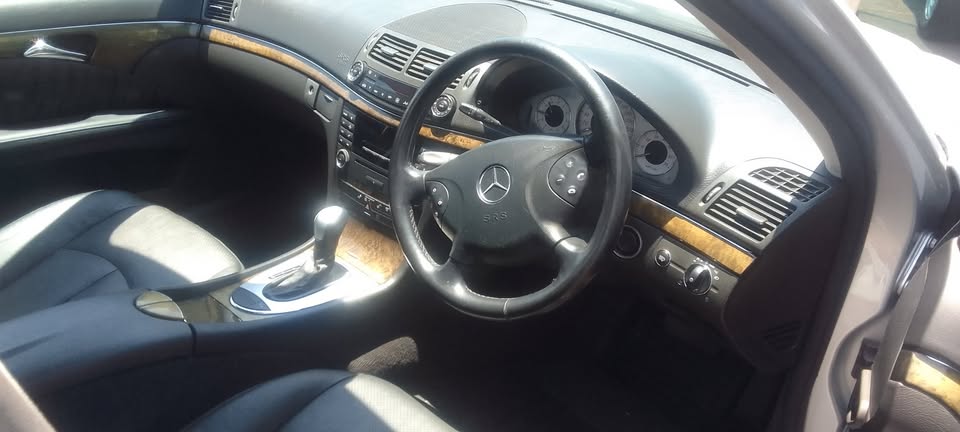 2006 Mercedes Benz E280 Automatic