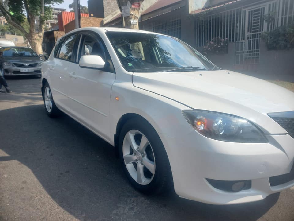 2006 MAZDA 3 1.6 PETROL, MANUAL, WHITE COLOR, MILEAGE 137000KMS