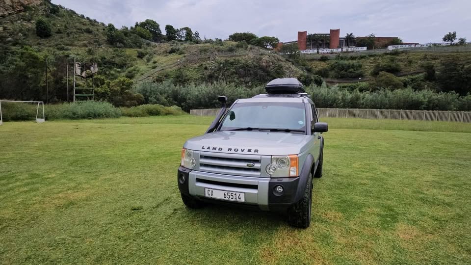 ⏳ Drive in Style: Land Rover Discovery TDV6 Luxury with lots of extras – 7-Seater  Urgent Sale