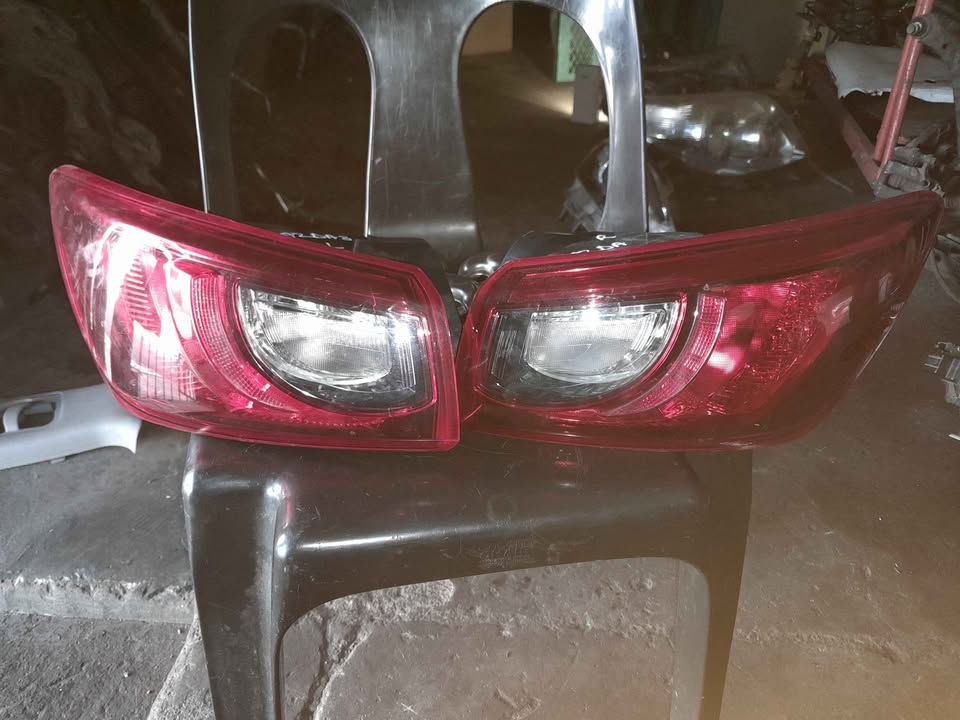 Mazda CX3 Taillights for Sale - Private Seller Mazda CX3 Taillights for Sale - Private Seller