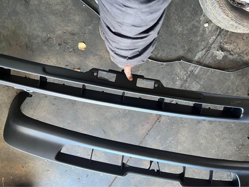 Toyota rsi shape front bumper - Private Seller